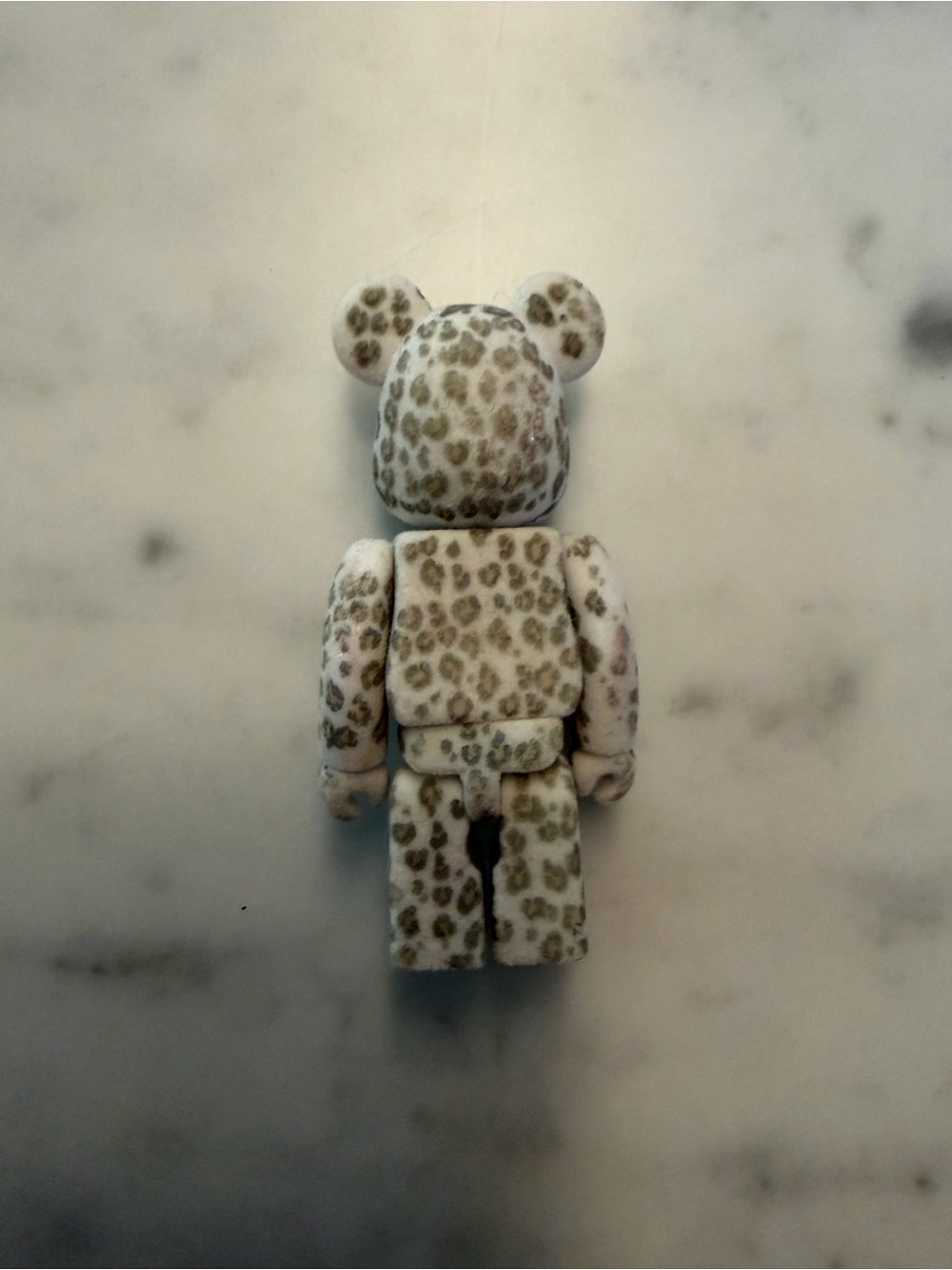Medicom Toy Bearbrick Series 30 Secret Pattern "White Leopard" - Picture 2 of 3